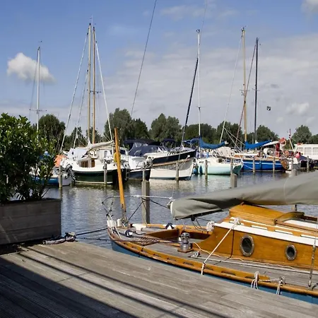 Harbour At Uitgeestermeer View, Cleaning Included 船上ホテル *